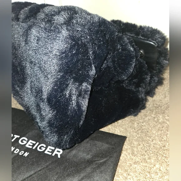 Like New Kurt Geiger Kensington XXL Faux Fur Convertible Shoulder Bag - Picture 16 of 17